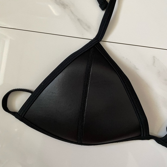Black Triangl Swimwear Faux Leather Neoprene Bikini Top Size Small (Top Only) - Picture 4 of 6